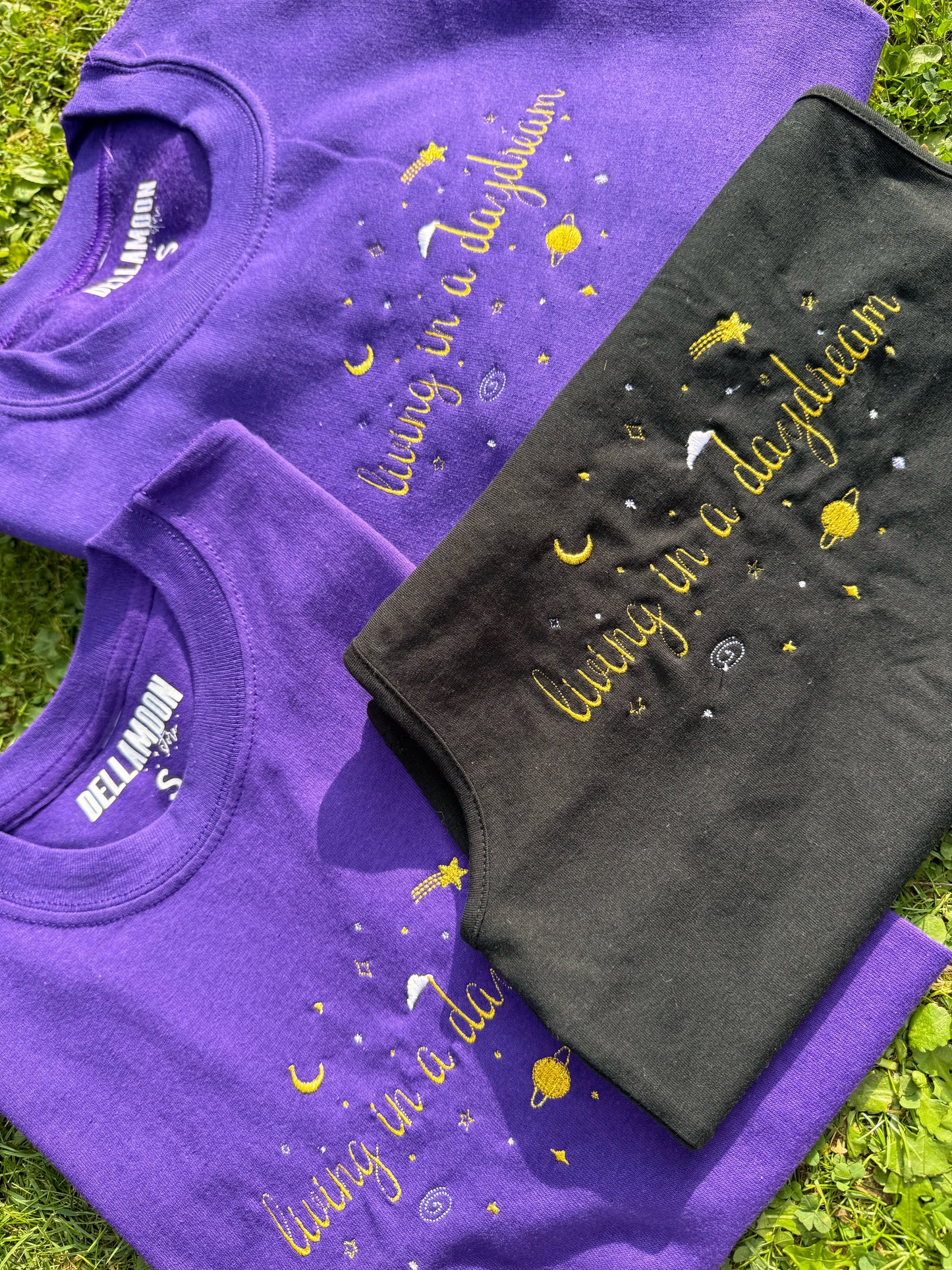 Daydreaming Crewneck / T-Shirt