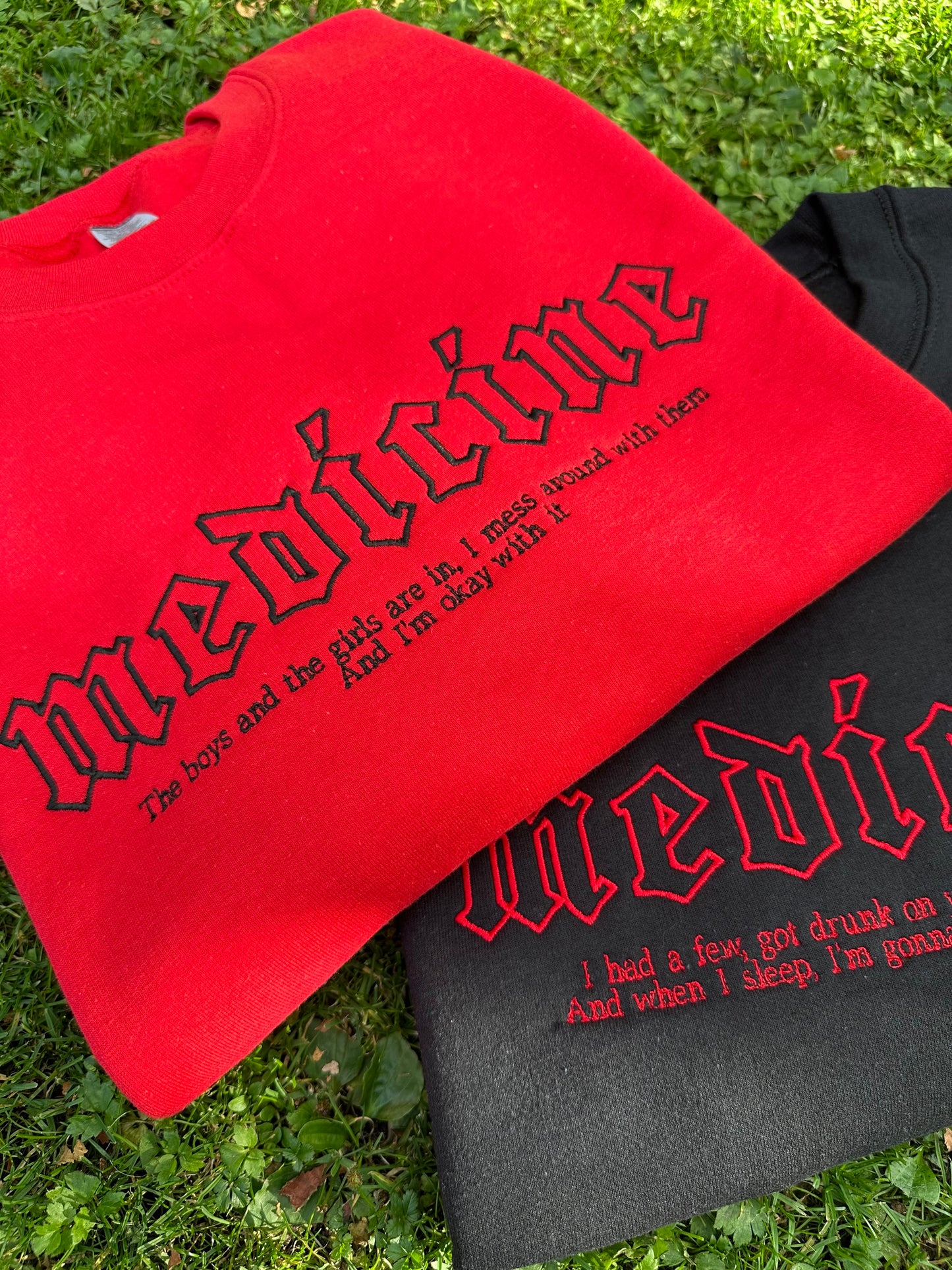 Medicine Crewneck Black