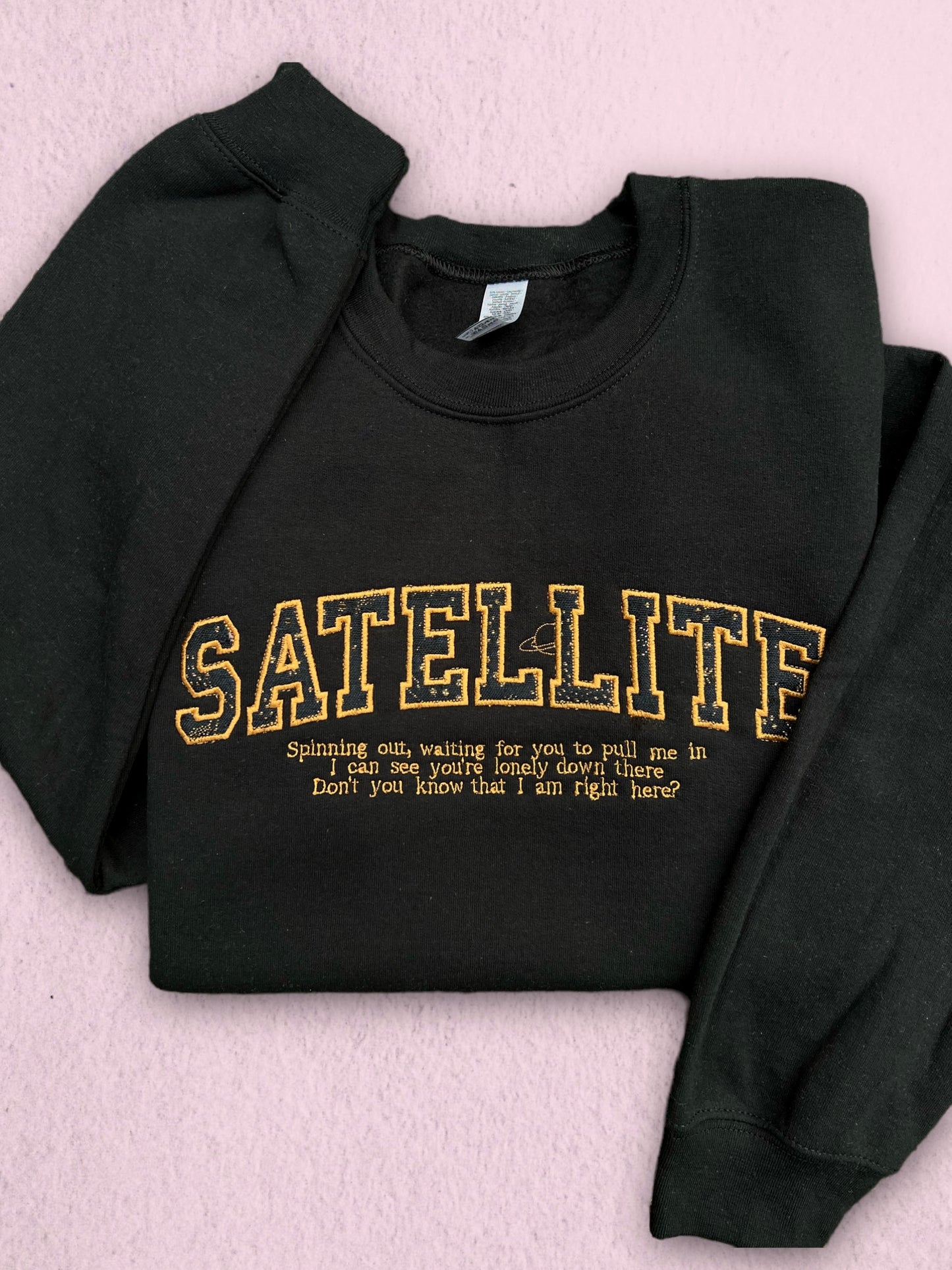 Satellite Crewneck Black